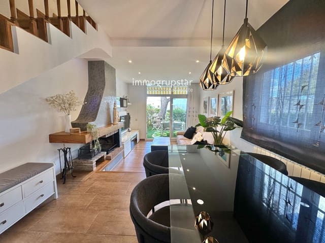 3 quarto Casa em Banda para venda em Platja d'Aro, Castell-Platja d'Aro com piscina - 475 000 € (Ref: 9737332)