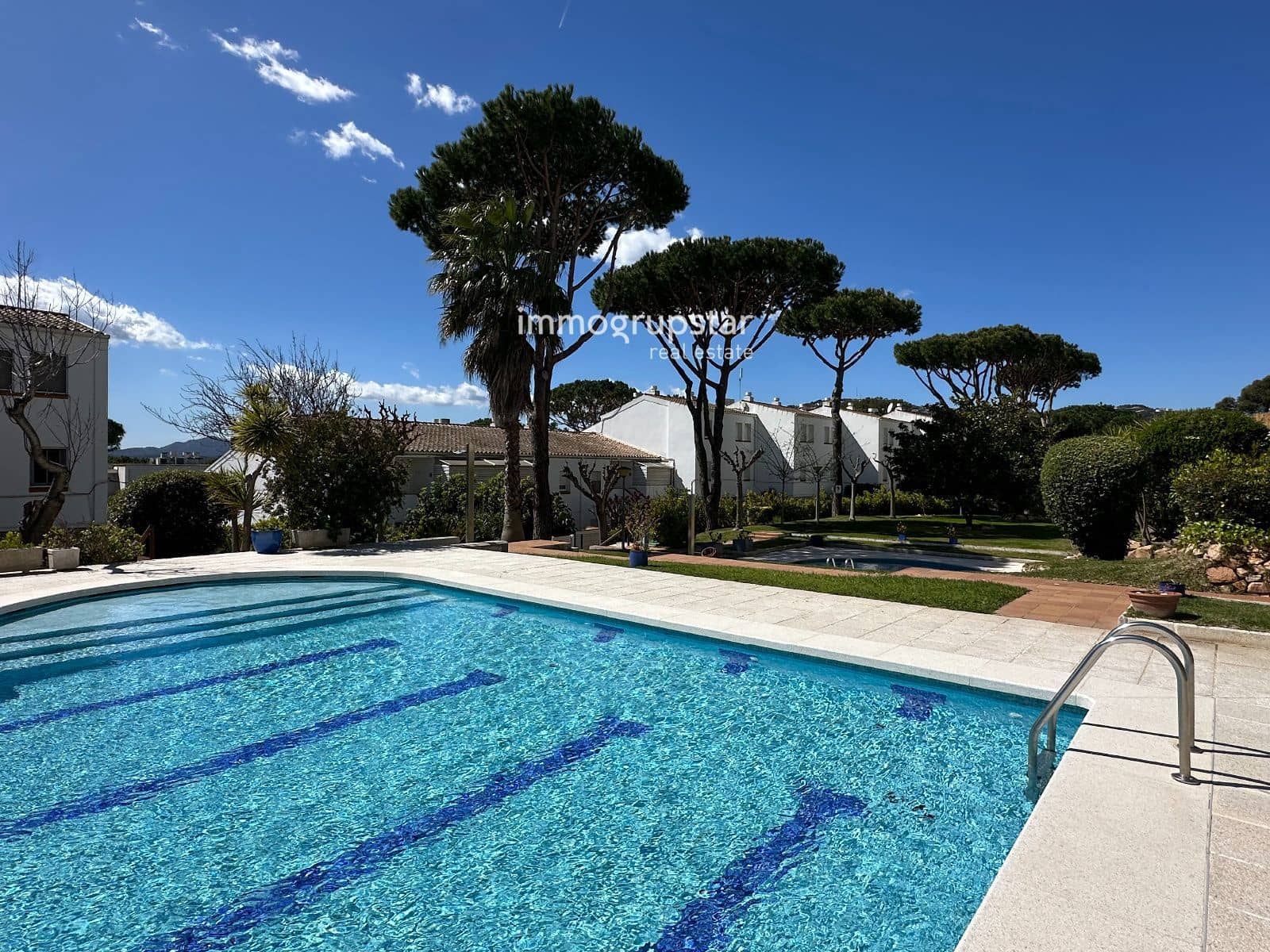 3 bedroom Townhouse for sale in Castell-Platja d'Aro with pool - € 475,000 (Ref: 9737332)