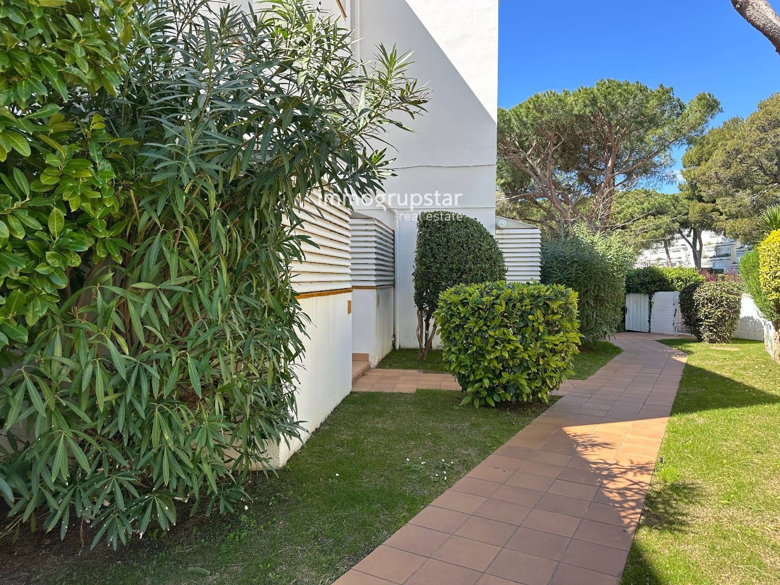 3 bedroom Townhouse for sale in Castell-Platja d'Aro with pool - € 475,000 (Ref: 9737332)