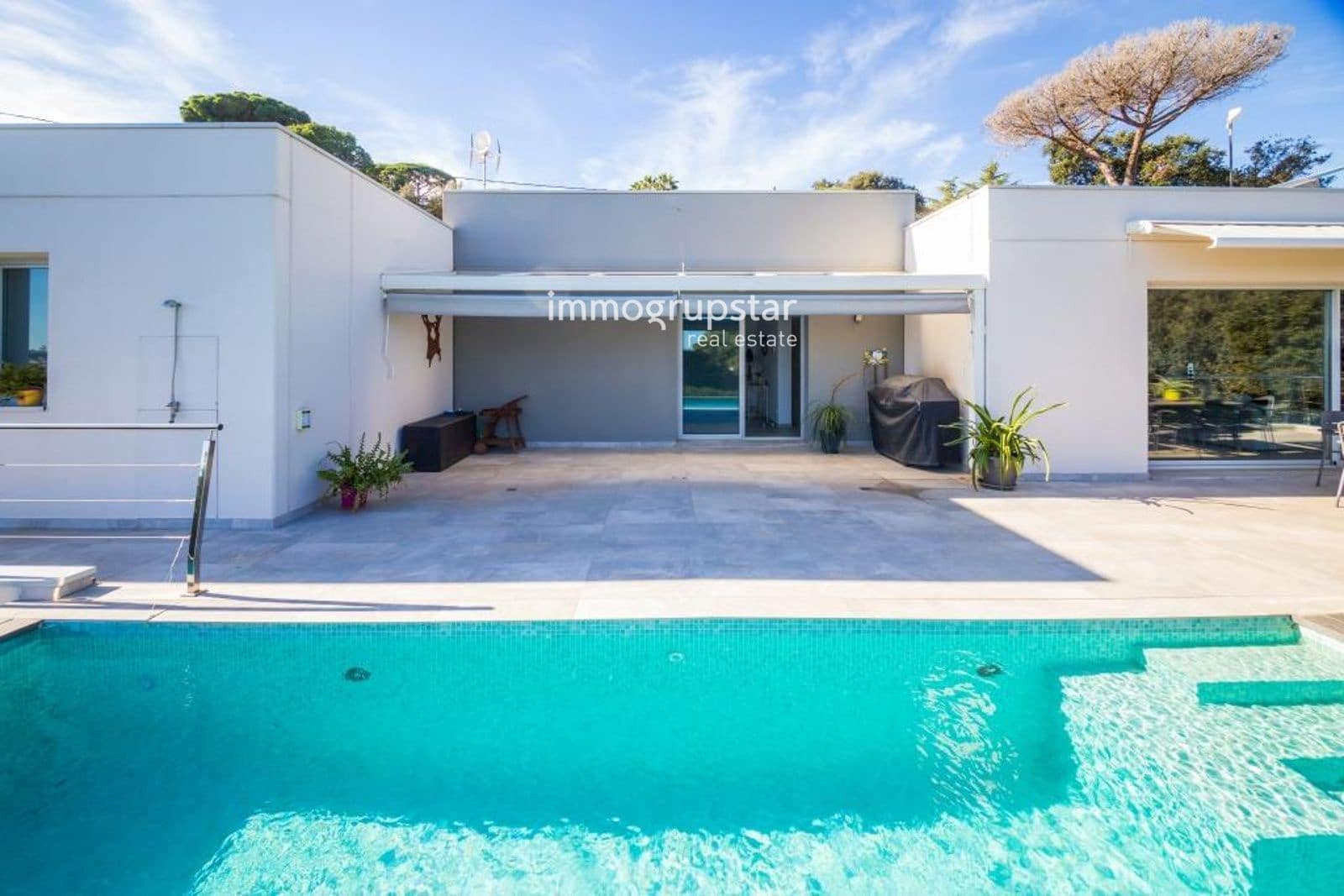 Chalet de 3 habitaciones en Platja d'Aro en venta con piscina garaje - 895.000 € (Ref: 9742177)