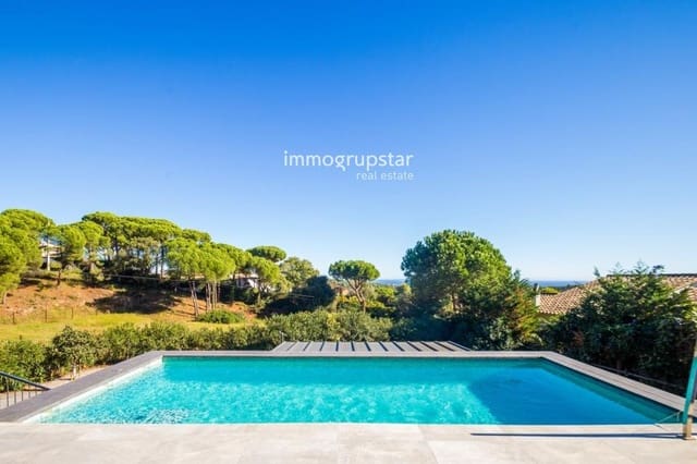 Chalet de 3 habitaciones en Platja d'Aro, Castell-Platja d'Aro en venta con piscina garaje - 895.000 € (Ref: 9742177)