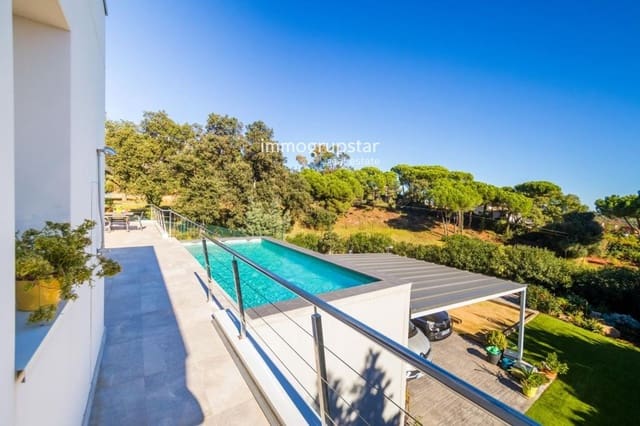 Chalet de 3 habitaciones en Platja d'Aro, Castell-Platja d'Aro en venta con piscina garaje - 895.000 € (Ref: 9742177)