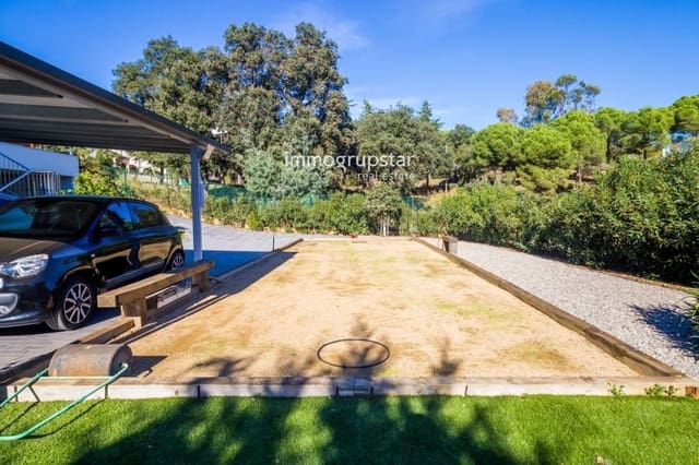 Chalet de 3 habitaciones en Platja d'Aro, Castell-Platja d'Aro en venta con piscina garaje - 895.000 € (Ref: 9742177)