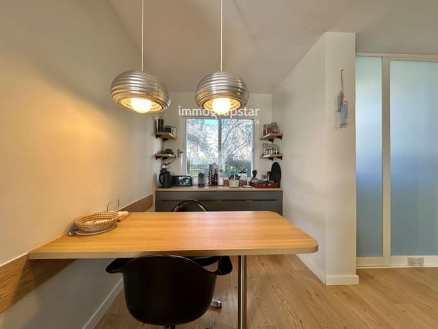 3 makuuhuone Asunto myytävänä paikassa Platja d'Aro, Castell-Platja d'Aro - 398 000 € (Ref: 9756360)