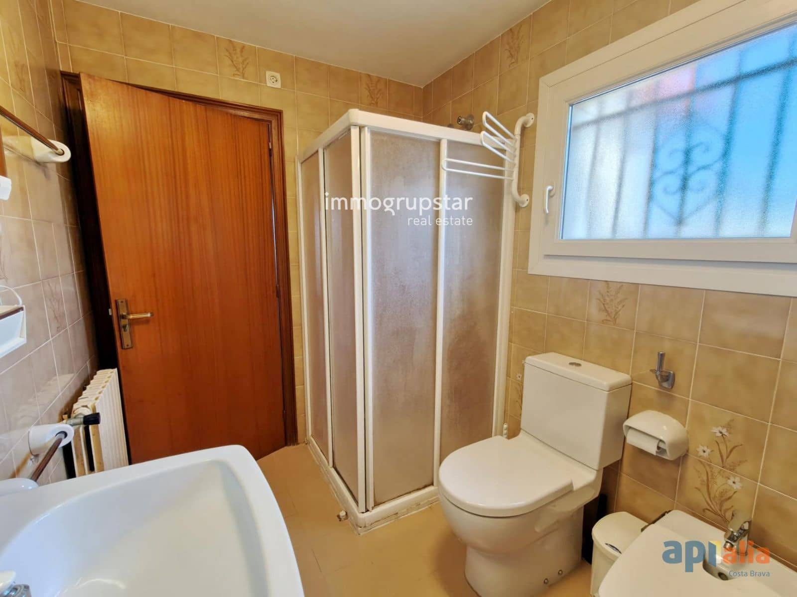 4 bedroom Villa for sale in Sant Antoni de Calonge with garage - € 565,000 (Ref: 9765323)