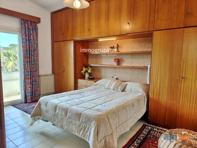 4 soveværelse Villa til salg i Sant Antoni de Calonge, Calonge i Sant Antoni med garage - € 565.000 (Ref: 9765323)