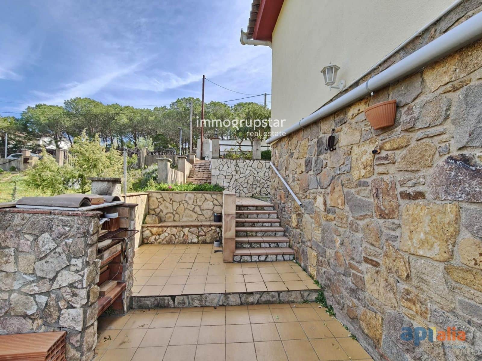 4 bedroom Villa for sale in Sant Antoni de Calonge with garage - € 565,000 (Ref: 9765323)
