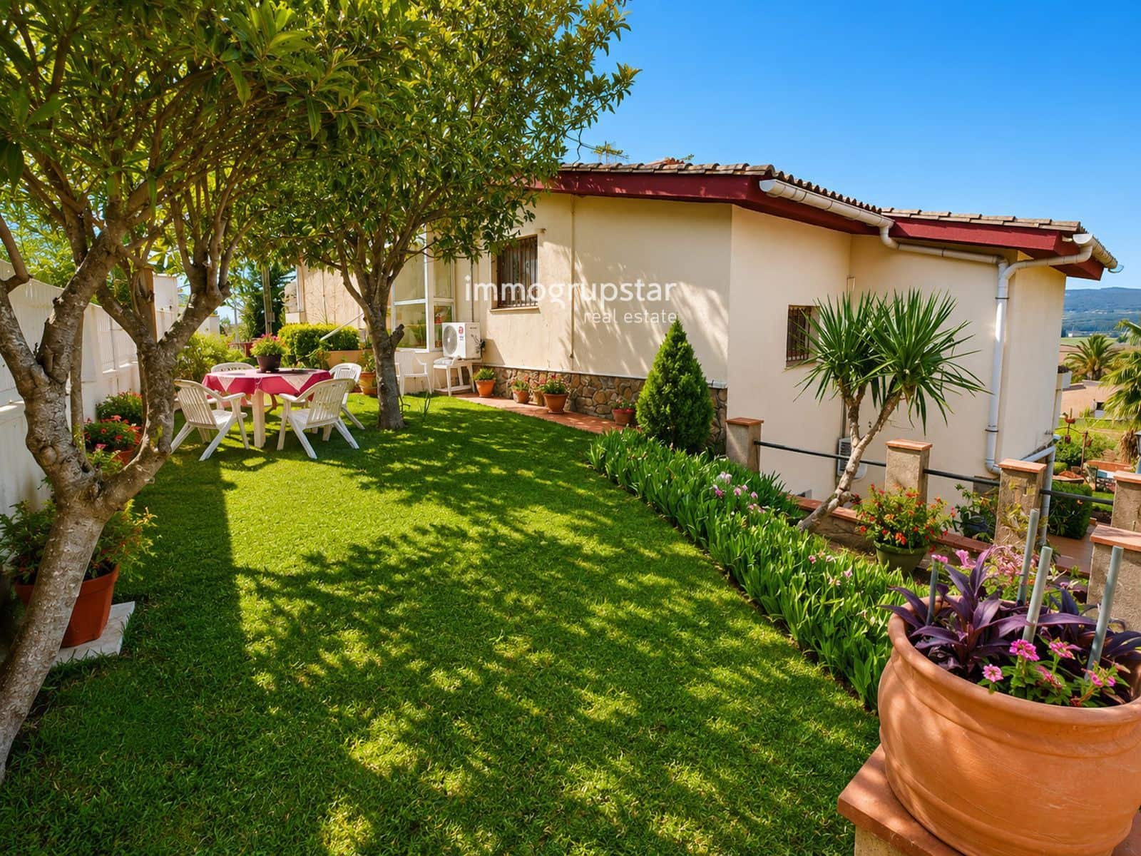 4 bedroom Villa for sale in Sant Antoni de Calonge with garage - € 565,000 (Ref: 9765323)