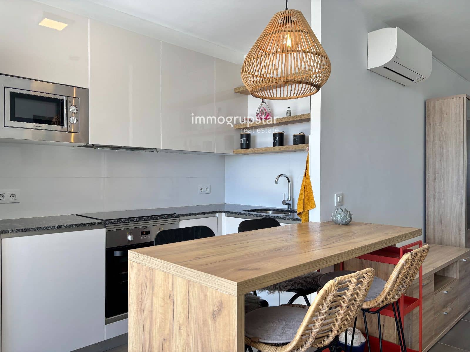 2 makuuhuone Kattohuoneisto myytävänä paikassa Castell-Platja d'Aro - 295 000 € (Ref: 9769048)