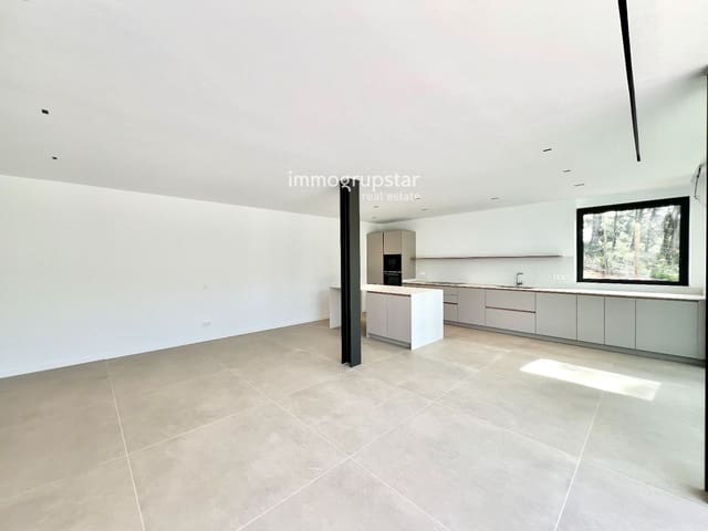 4 chambre Villa/Maison à vendre à Sa Riera, Begur avec piscine garage - 1 250 000 € (Ref: 9781272)