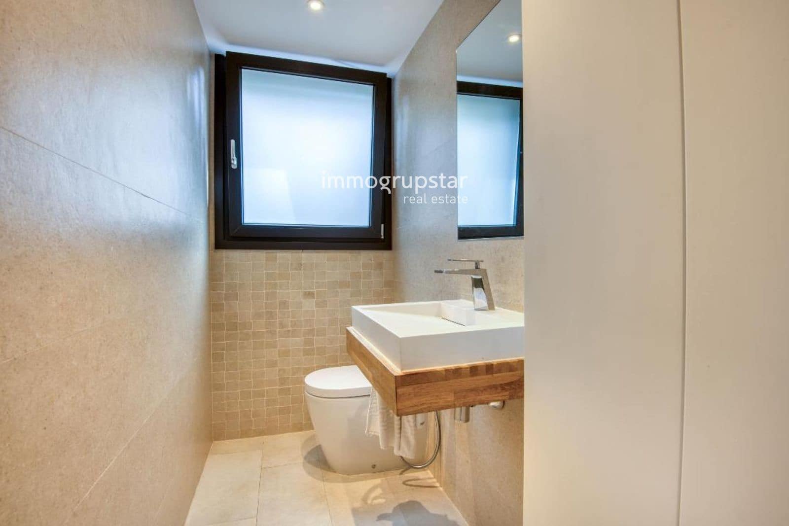 5 sypialnia Willa na sprzedaż w Santa Cristina d'Aro z basenem garażem - 2 800 000 € (Ref: 9798414)