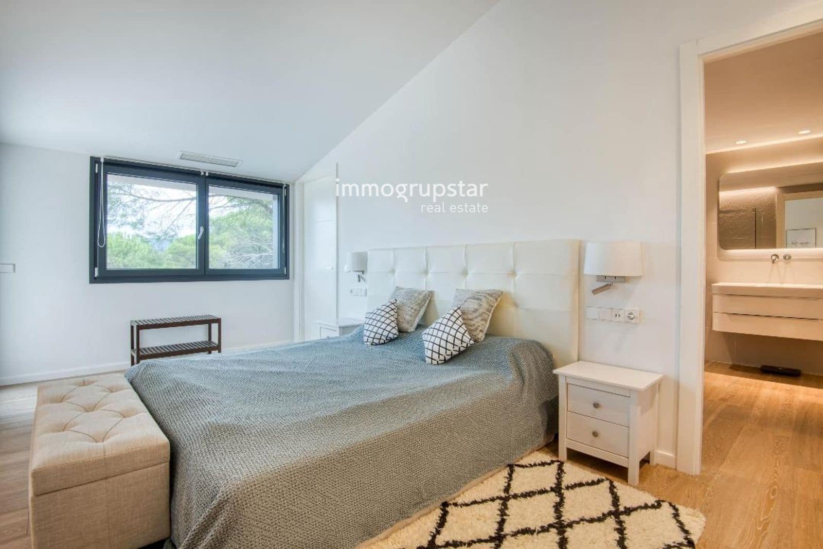 5 sypialnia Willa na sprzedaż w Santa Cristina d'Aro z basenem garażem - 2 800 000 € (Ref: 9798414)