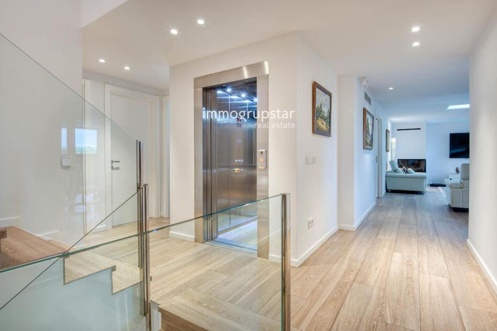 5 sypialnia Willa na sprzedaż w Santa Cristina d'Aro z basenem garażem - 2 800 000 € (Ref: 9798414)