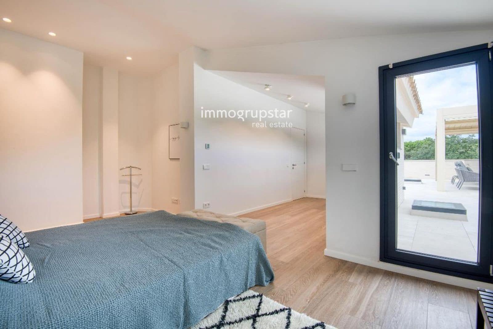 5 sypialnia Willa na sprzedaż w Santa Cristina d'Aro z basenem garażem - 2 800 000 € (Ref: 9798414)