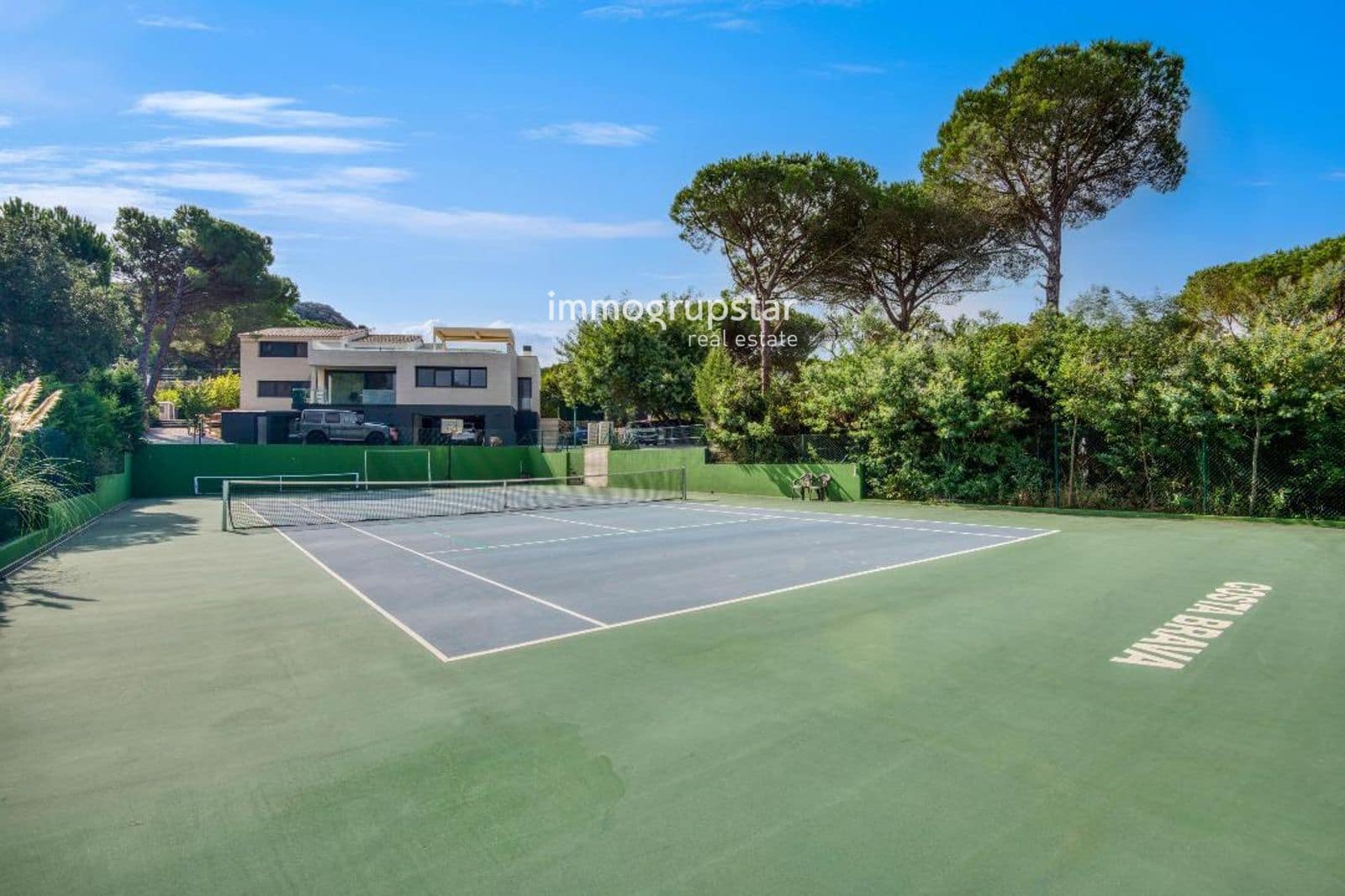 5 sypialnia Willa na sprzedaż w Santa Cristina d'Aro z basenem garażem - 2 800 000 € (Ref: 9798414)