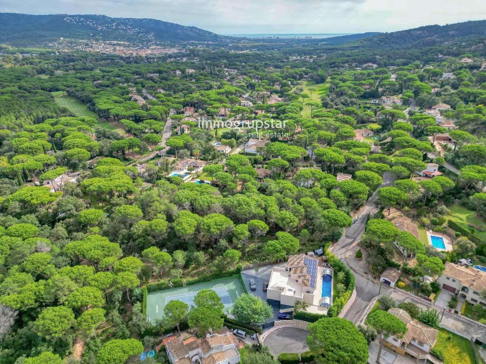 5 sypialnia Willa na sprzedaż w Santa Cristina d'Aro z basenem garażem - 2 800 000 € (Ref: 9798414)