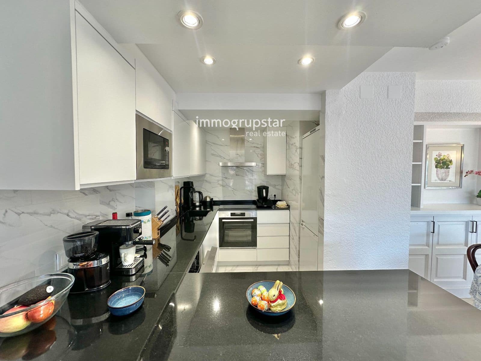 2 slaapkamer Flat te koop in Sant Antoni de Calonge met zwembad garage - € 595.000 (Ref: 9813549)