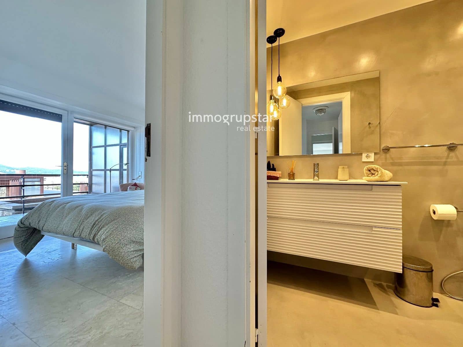 2 slaapkamer Flat te koop in Sant Antoni de Calonge met zwembad garage - € 595.000 (Ref: 9813549)