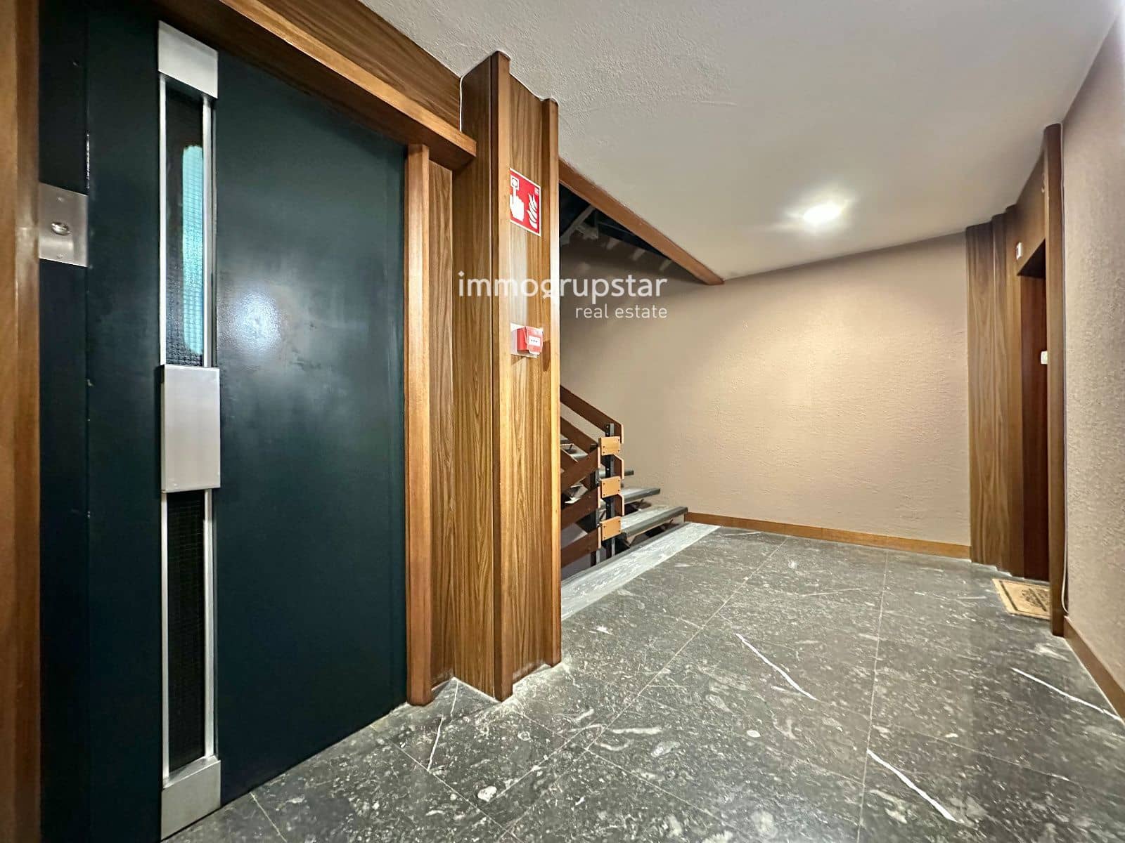 2 slaapkamer Flat te koop in Sant Antoni de Calonge met zwembad garage - € 595.000 (Ref: 9813549)