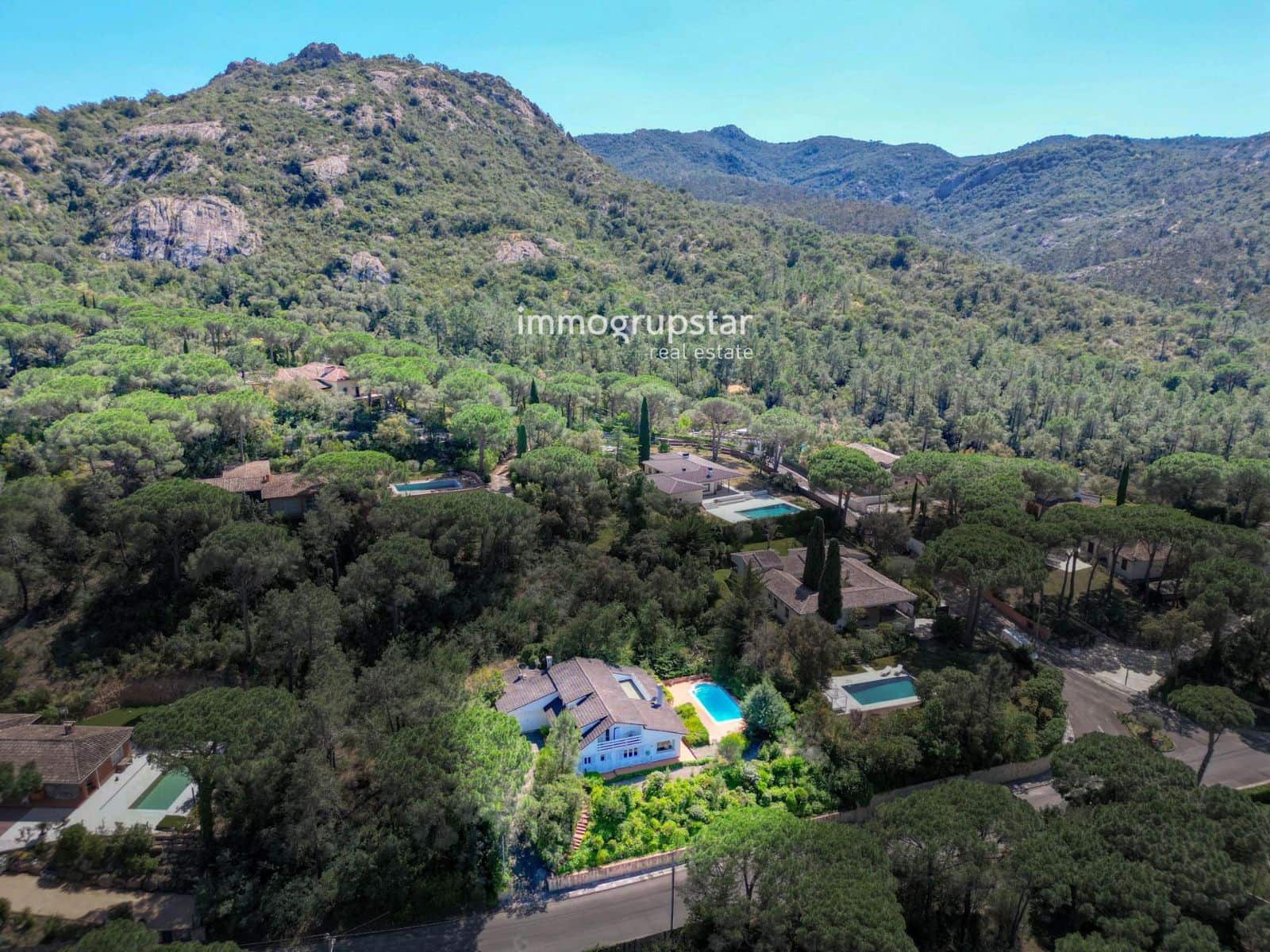 3 Zimmer Villa zu verkaufen in Santa Cristina d'Aro mit Pool Garage - 785.000 € (Ref: 9815067)