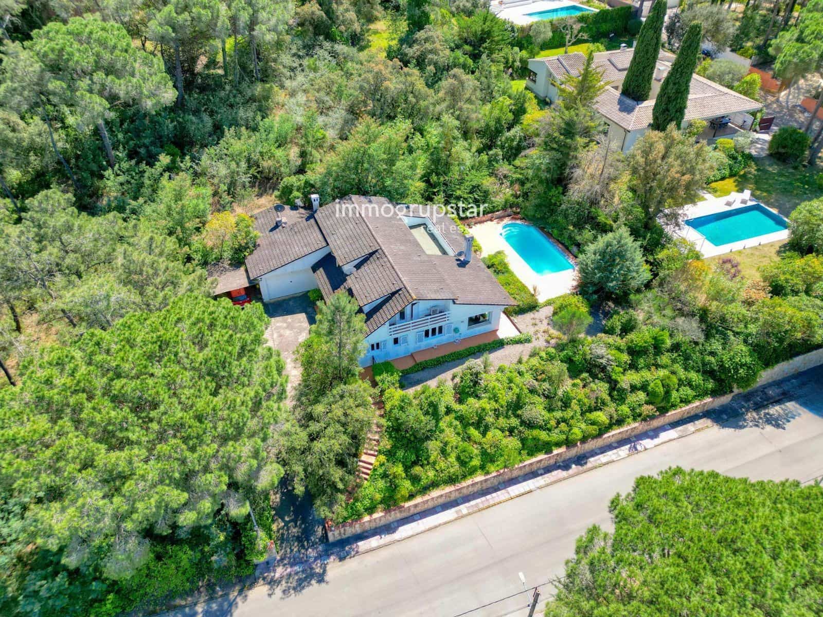 3 soverom Villa til salgs i Santa Cristina d'Aro med svømmebasseng garasje - € 785 000 (Ref: 9815067)
