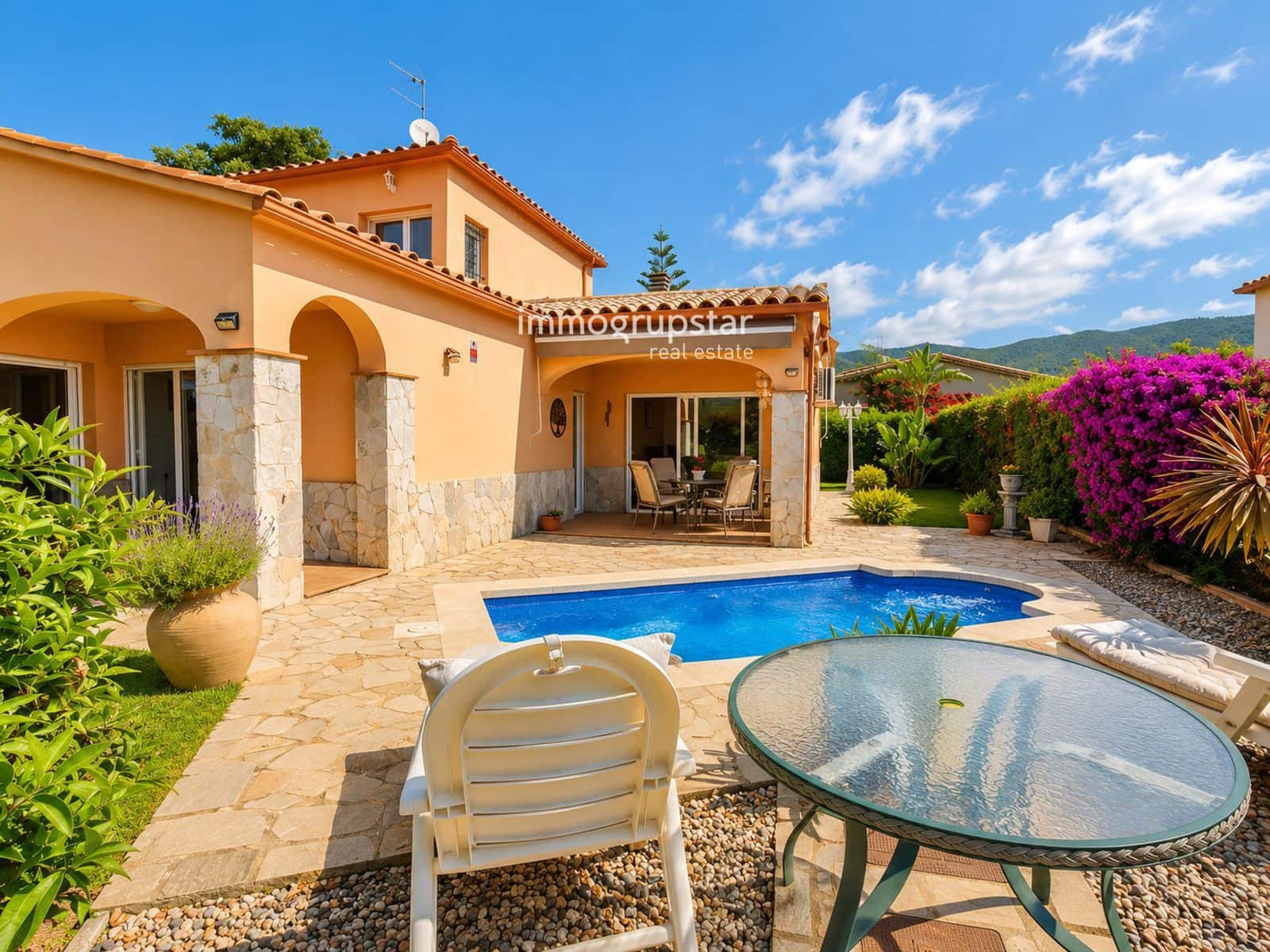 3 bedroom Villa for sale in Calonge i Sant Antoni with pool garage - € 490,000 (Ref: 9818630)