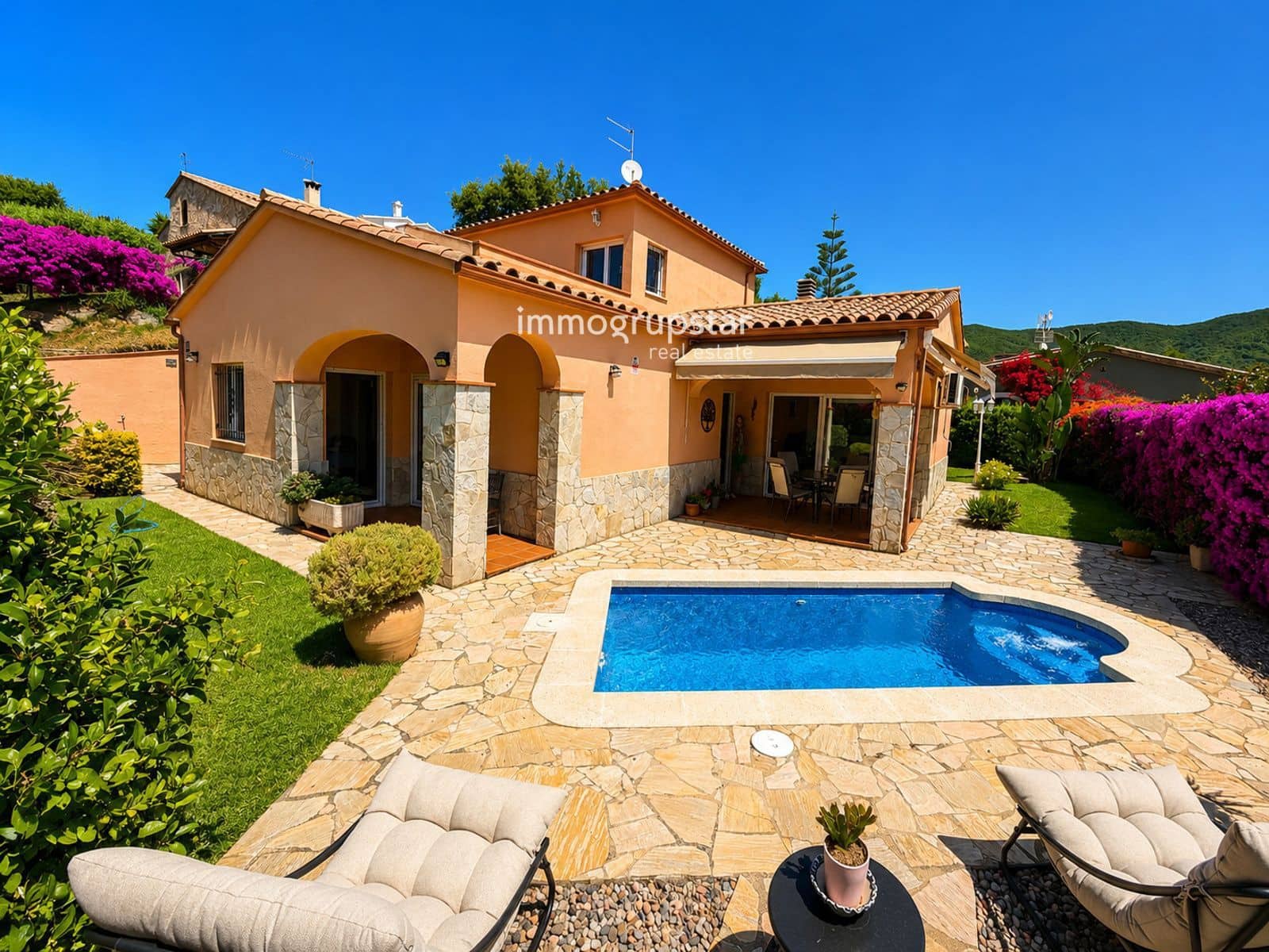 3 bedroom Villa for sale in Calonge i Sant Antoni with pool garage - € 490,000 (Ref: 9818630)