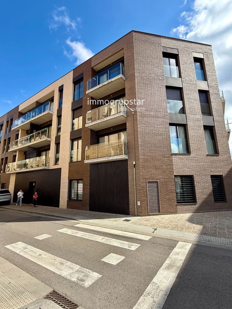2 soveværelse Penthouse til salg i Girona by med garage - € 335.000 (Ref: 9821619)