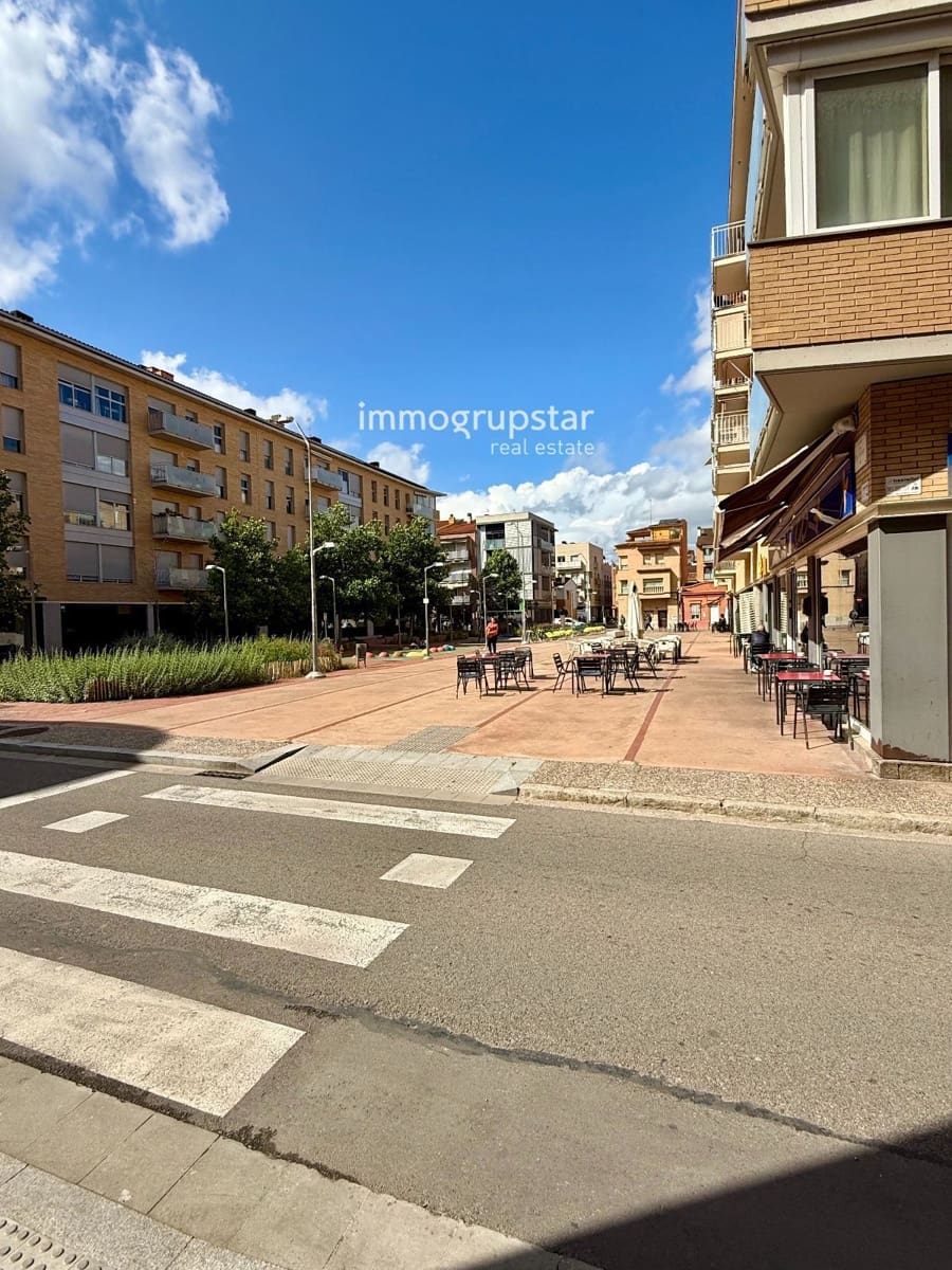 2 soveværelse Penthouse til salg i Girona by med garage - € 335.000 (Ref: 9821619)