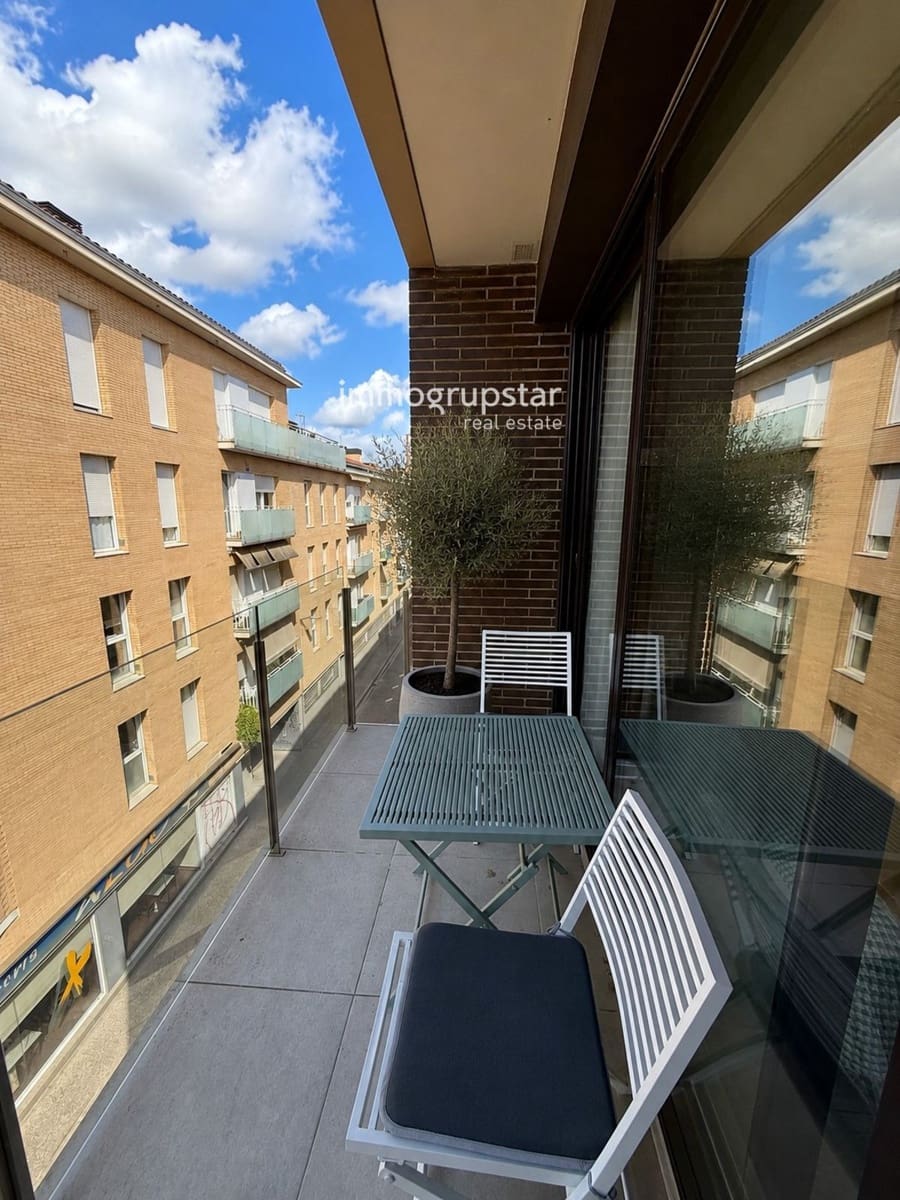 2 soveværelse Penthouse til salg i Girona by med garage - € 335.000 (Ref: 9821619)