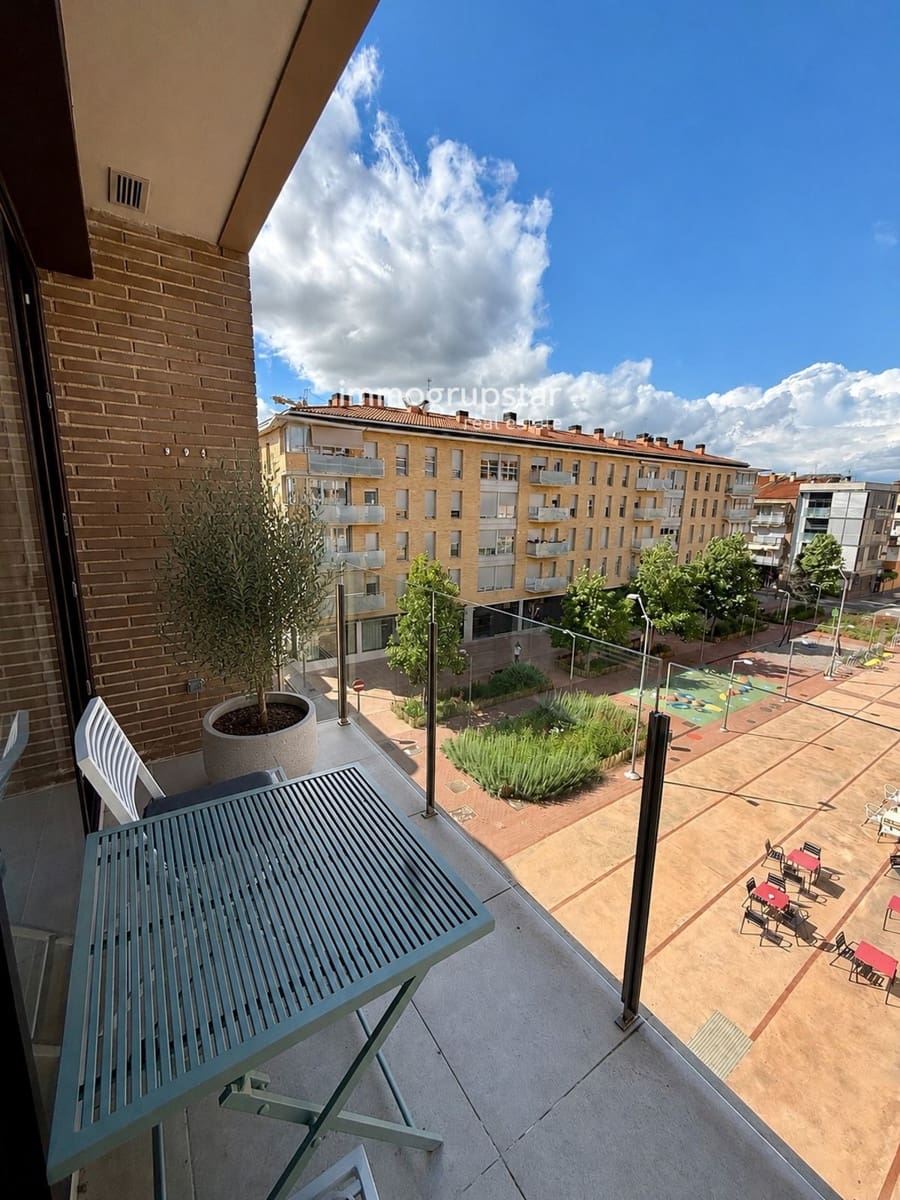 2 soveværelse Penthouse til salg i Girona by med garage - € 335.000 (Ref: 9821619)