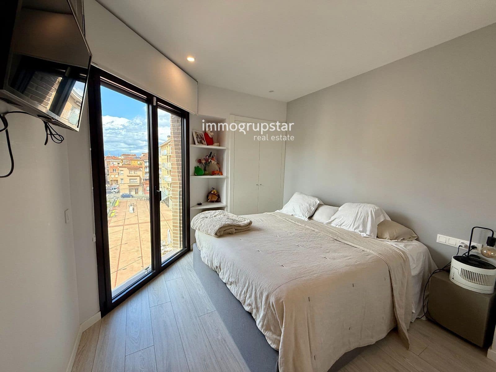 2 soveværelse Penthouse til salg i Girona by med garage - € 335.000 (Ref: 9821619)