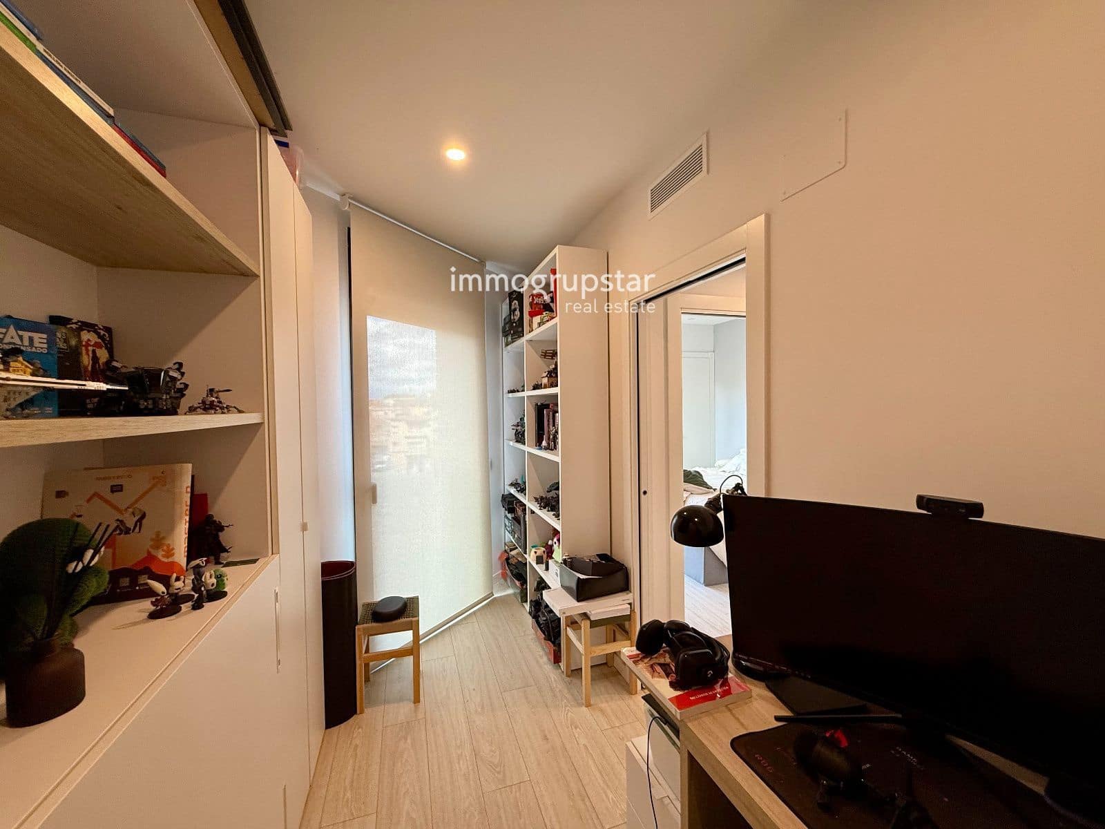 2 soveværelse Penthouse til salg i Girona by med garage - € 335.000 (Ref: 9821619)