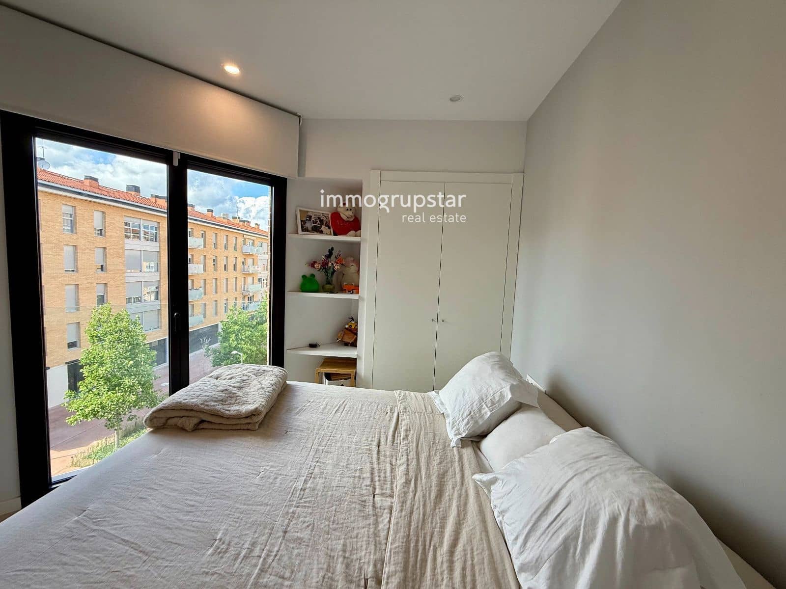 2 soveværelse Penthouse til salg i Girona by med garage - € 335.000 (Ref: 9821619)