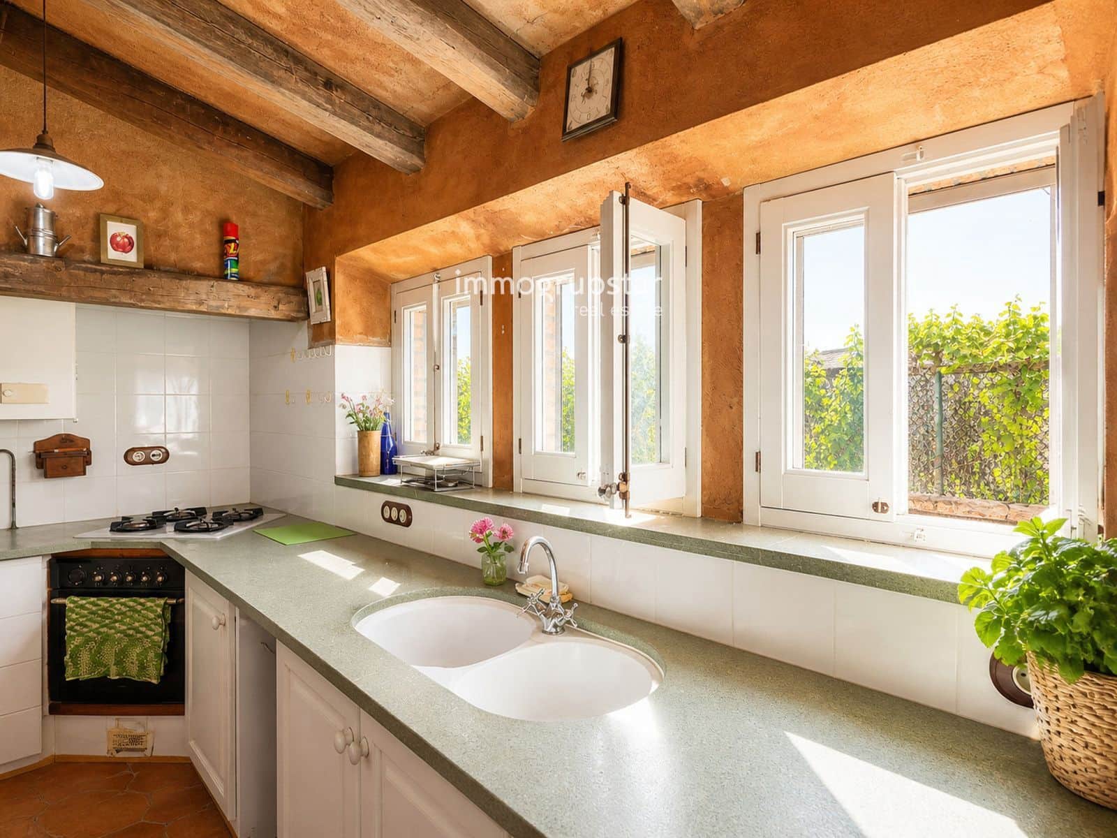 3 slaapkamer Villa te koop in Vall-llobrega met garage - € 450.000 (Ref: 9821718)