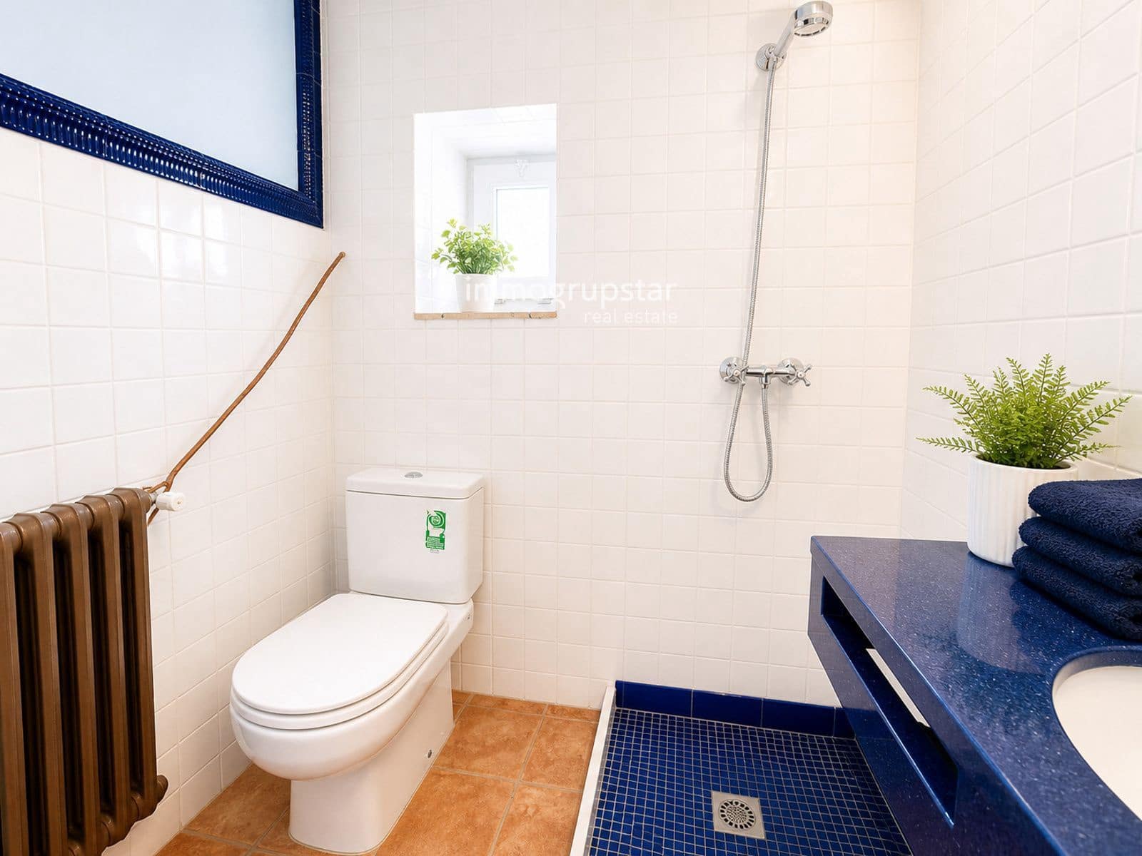3 slaapkamer Villa te koop in Vall-llobrega met garage - € 450.000 (Ref: 9821718)