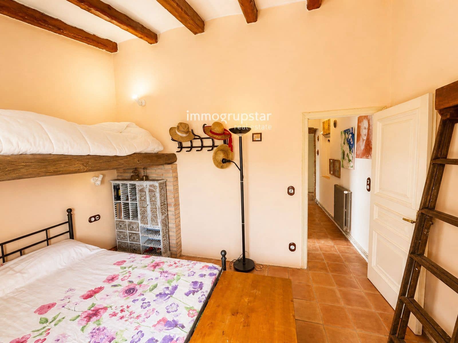 3 slaapkamer Villa te koop in Vall-llobrega met garage - € 450.000 (Ref: 9821718)