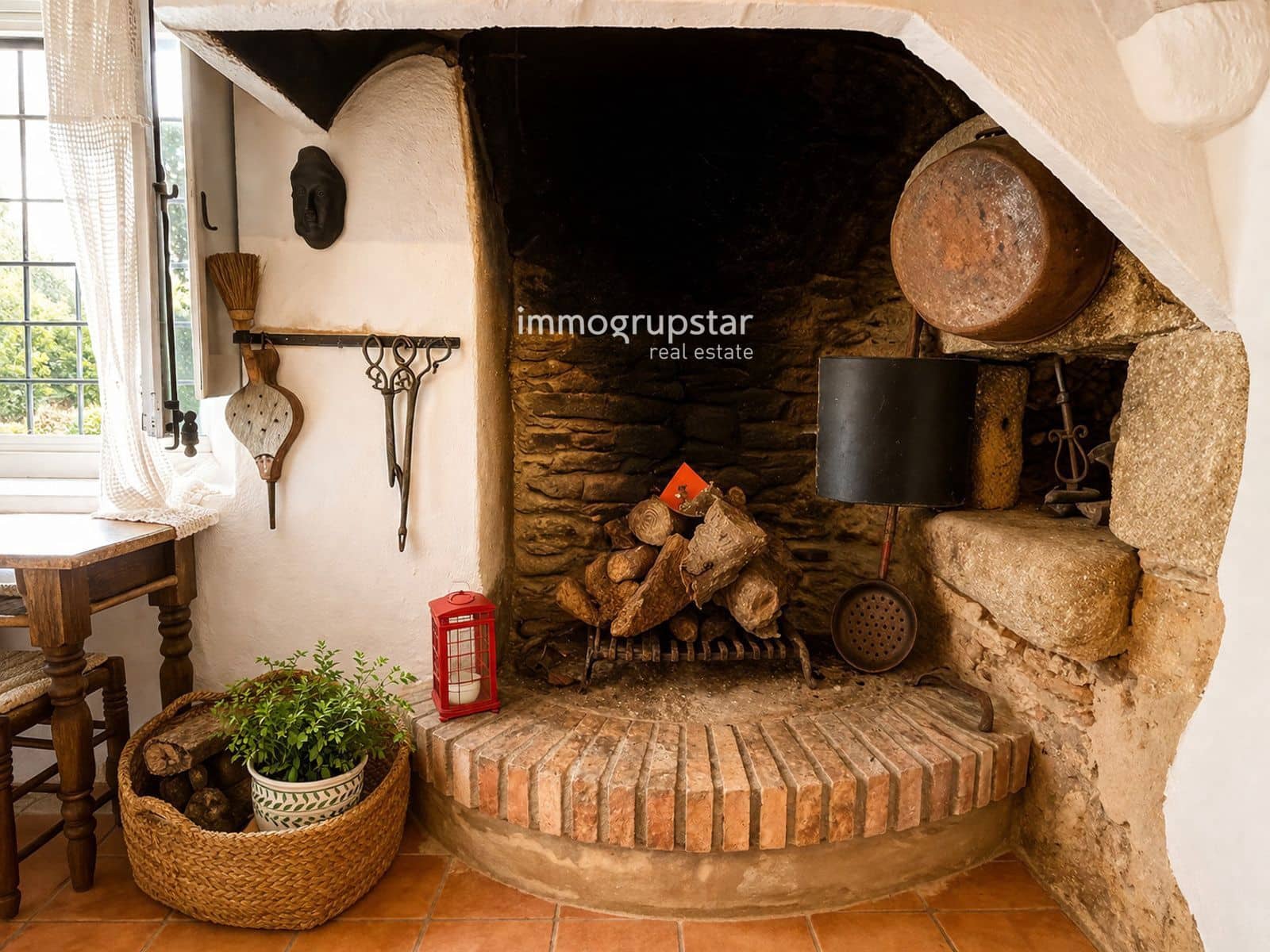 3 slaapkamer Villa te koop in Vall-llobrega met garage - € 450.000 (Ref: 9821718)