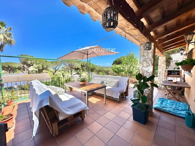 4 soverom Villa til salgs i Calonge i Sant Antoni med svømmebasseng garasje - € 590 000 (Ref: 9828047)