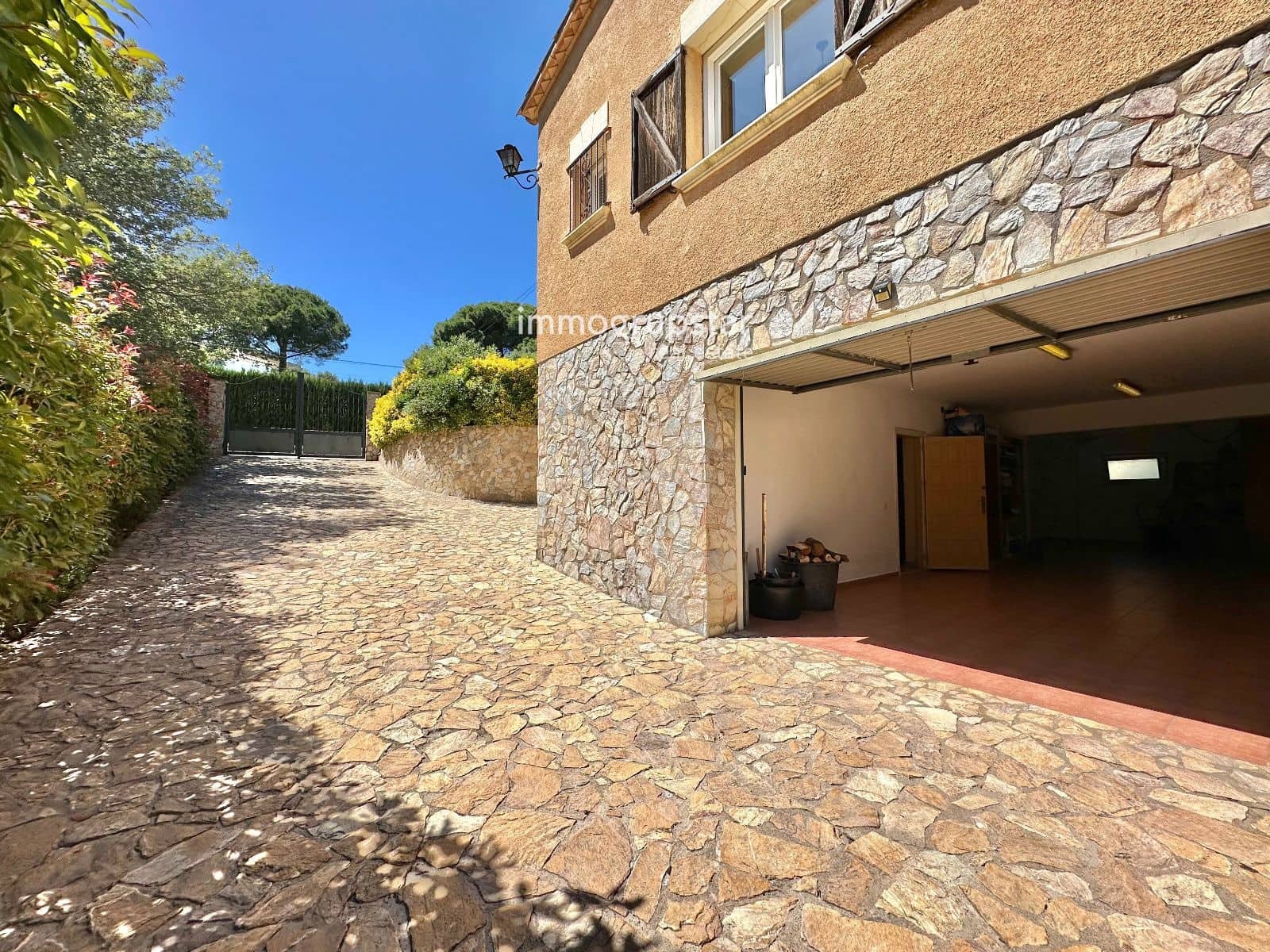 4 soveværelse Villa til salg i Calonge i Sant Antoni med swimmingpool garage - € 590.000 (Ref: 9828047)