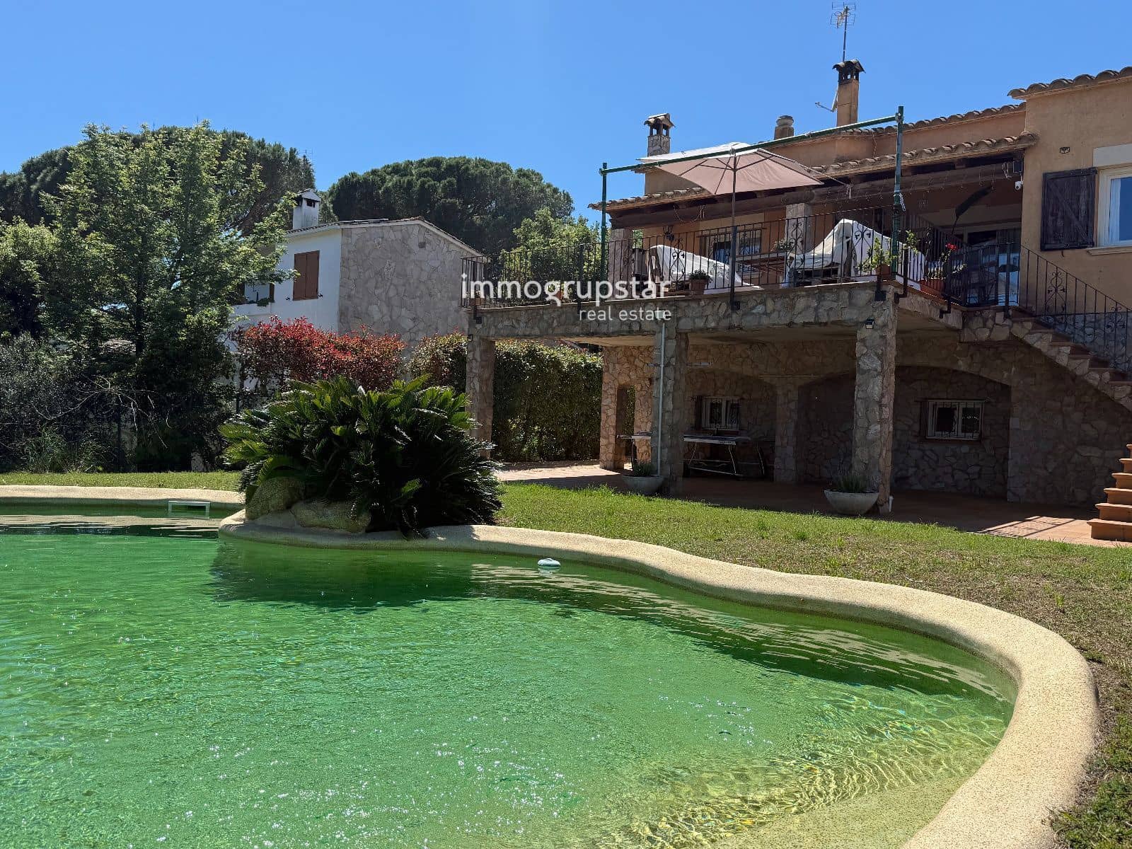 4 soveværelse Villa til salg i Calonge i Sant Antoni med swimmingpool garage - € 590.000 (Ref: 9828047)
