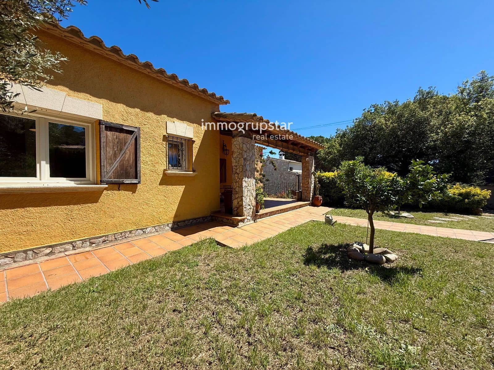 4 soveværelse Villa til salg i Calonge i Sant Antoni med swimmingpool garage - € 590.000 (Ref: 9828047)