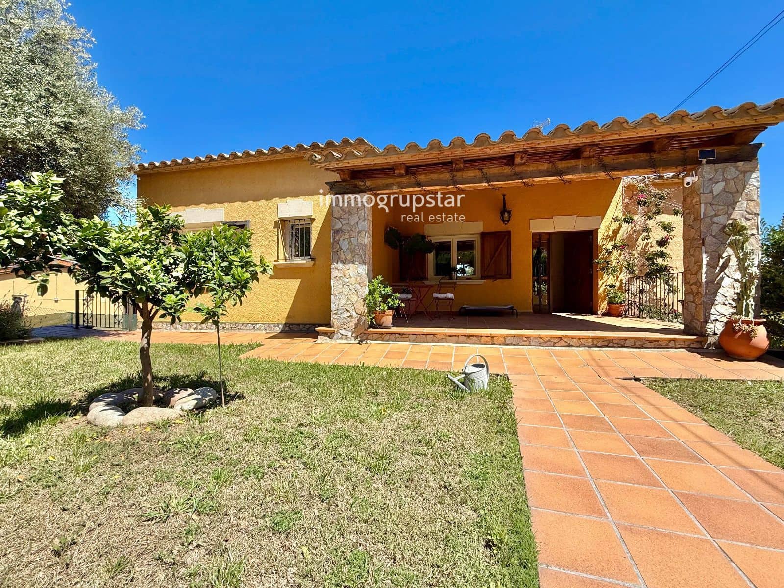 4 soveværelse Villa til salg i Calonge i Sant Antoni med swimmingpool garage - € 590.000 (Ref: 9828047)