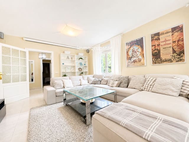 3 chambre Villa/Maison à vendre à Sant Antoni de Calonge, Calonge i Sant Antoni avec piscine garage - 670 000 € (Ref: 9829919)