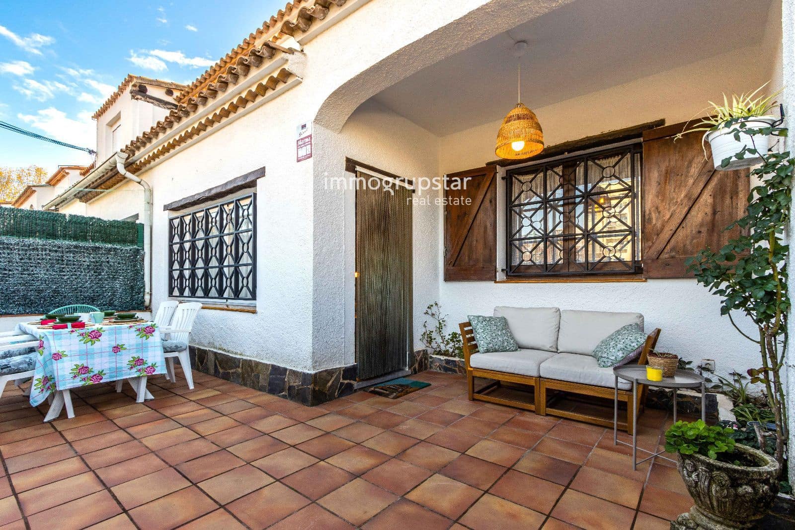 3 bedroom Townhouse for sale in Castell-Platja d'Aro - € 375,000 (Ref: 9832063)