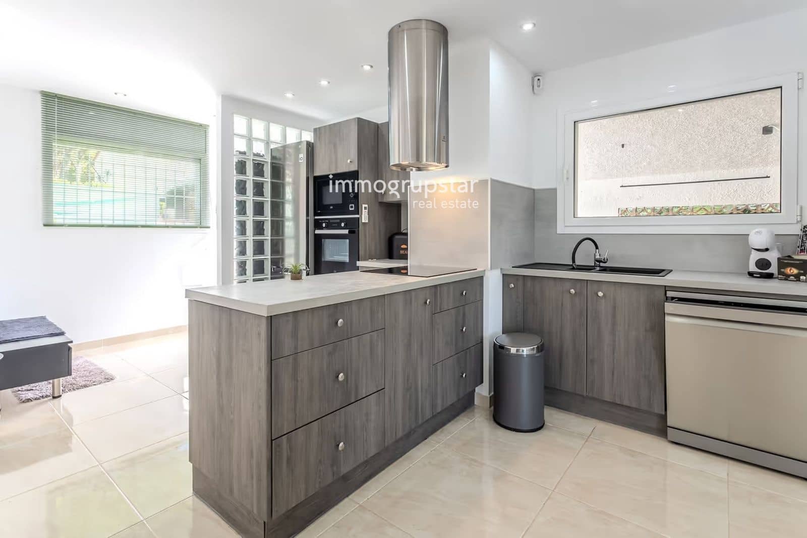 3 soverom Villa til salgs i Platja d'Aro med svømmebasseng garasje - € 690 000 (Ref: 9836794)