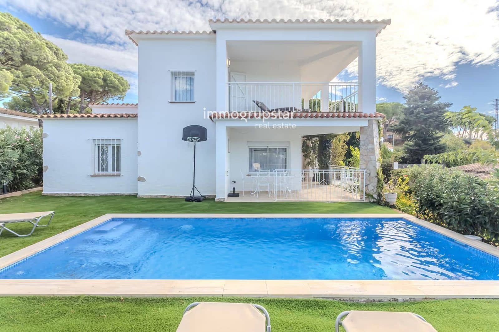 3 soverom Villa til salgs i Platja d'Aro med svømmebasseng garasje - € 690 000 (Ref: 9836794)