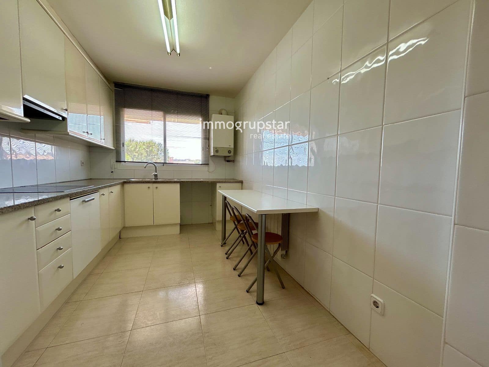 3 slaapkamer Flat te koop in Platja d'Aro met zwembad garage - € 378.500 (Ref: 9850541)