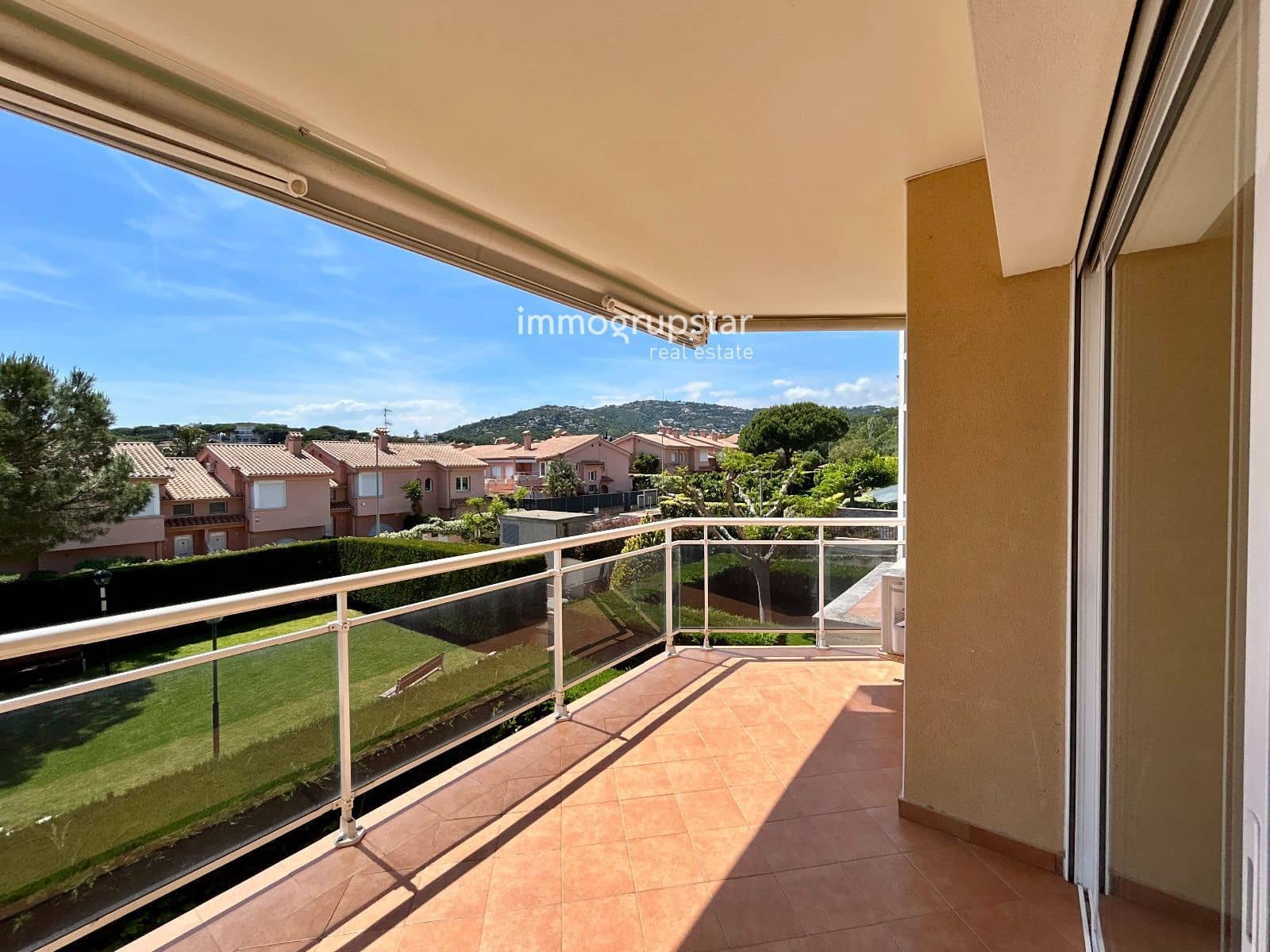 3 slaapkamer Flat te koop in Platja d'Aro met zwembad garage - € 378.500 (Ref: 9850541)