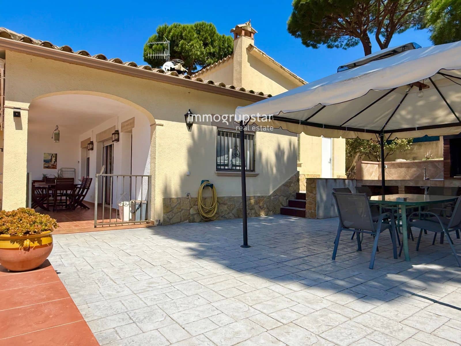 4 soverom Villa til salgs i Calonge i Sant Antoni med svømmebasseng garasje - € 590 000 (Ref: 9858891)